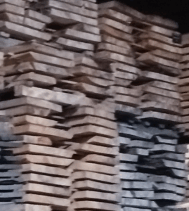 Sciages PEUPLIER en plots, avivés, frises, secs ou réessuyés